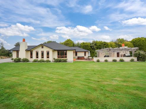 14 Oreti Road, Otatara