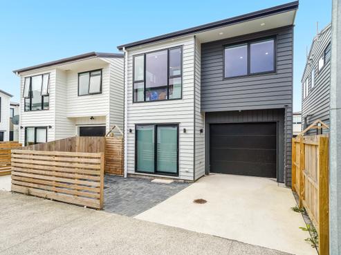 15 Te Kaapia Road, Papakura