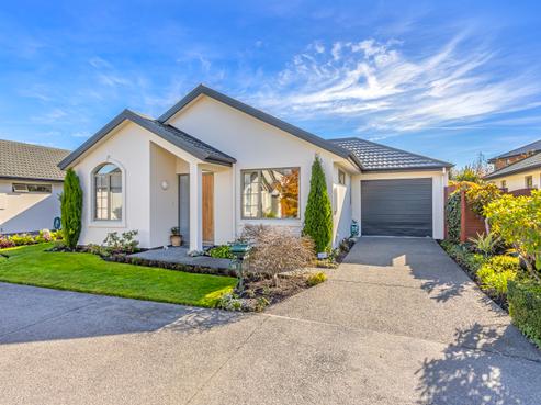 14 Northwood Villas, Northwood