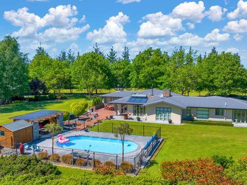 900 Loburn Whiterock Road, Loburn