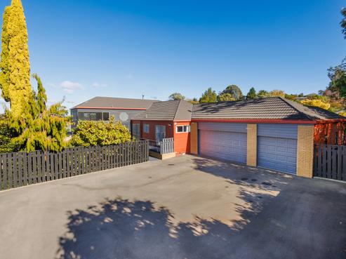 32 Pirinoa Street, Feilding