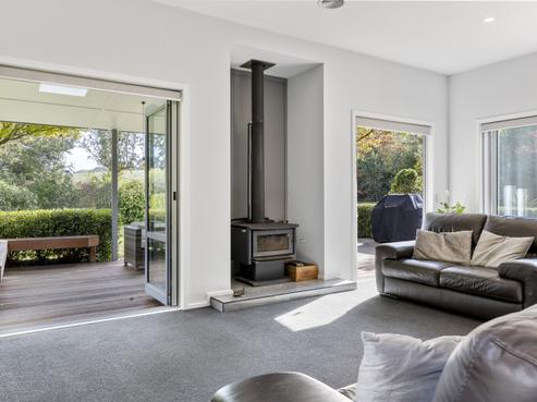60 Dalmore Way, Acacia Bay