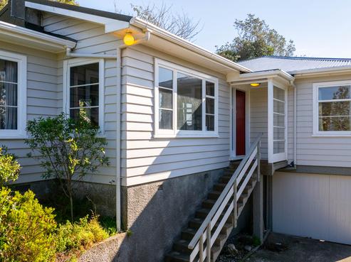 179 Broderick Road, Johnsonville