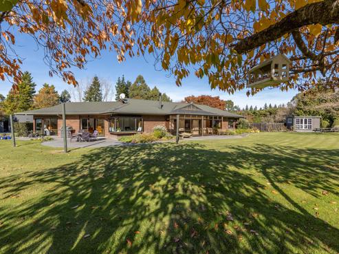 296 O'Roarkes Road, Fernside