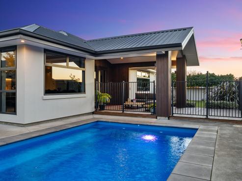 8 Rosemary Place, Stoke