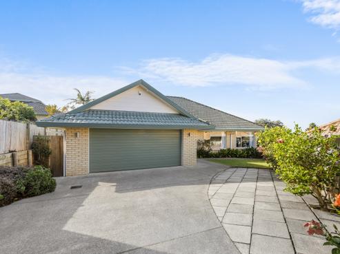2/12 Pat O'Connor Place, Manurewa
