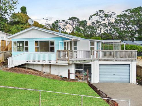 65 Saffron Street, Birkdale