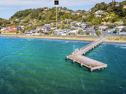 65 Marine Parade, Seatoun