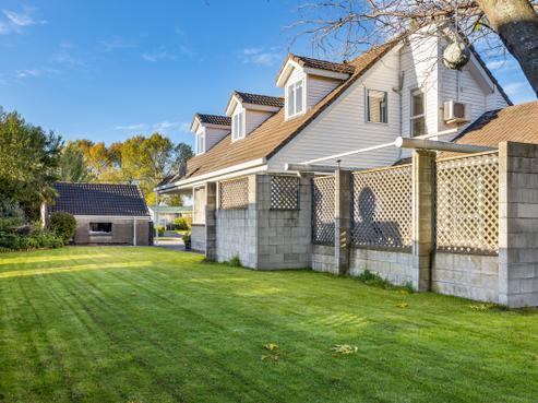 37 Woodbury Street, Avonhead