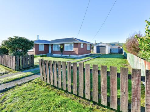14 Main Street, Mataura