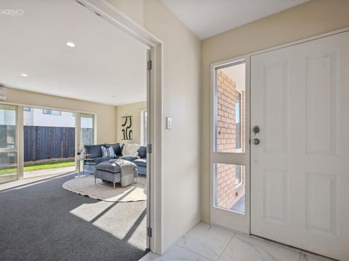 9A Hurricane Way, Hornby