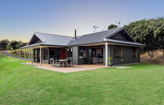 17b Oyster Point Road West, Kaukapakapa