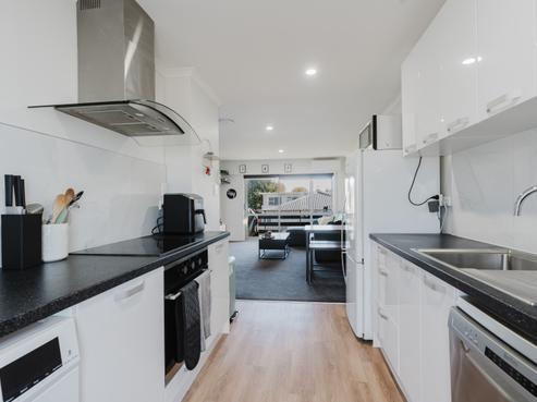 2/10 Avon Street, Frankton