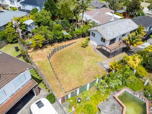 2/25 Moire Road, Massey
