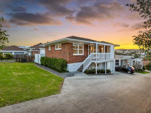 1/7 Newhaven Terrace, Mairangi Bay