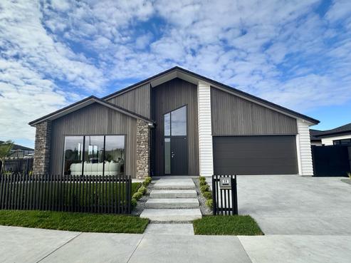 38 Tipu Crescent, Wainui