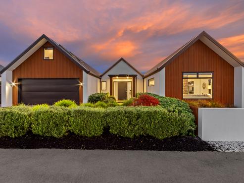 14 Nederland Avenue, Burwood