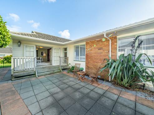 41 Waipounamu Drive, Kelson