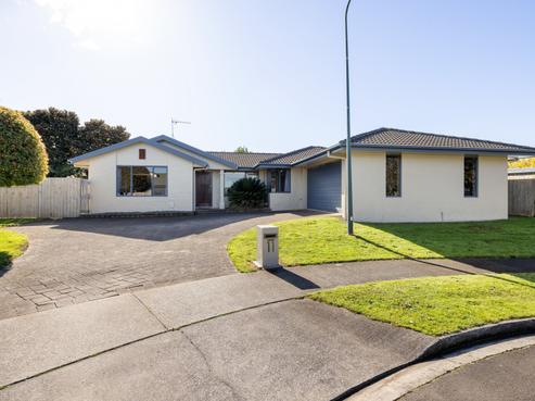 11 Hampstead Way, Rototuna North