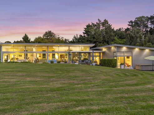 299 Surrey Hill Road, Oakura