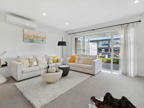 32 Brookview Drive, Flat Bush
