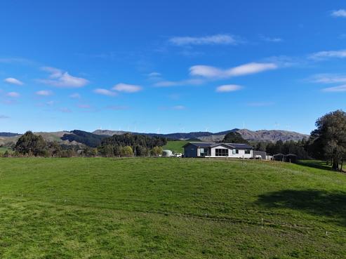 305 Waitetuna Valley Road, Raglan