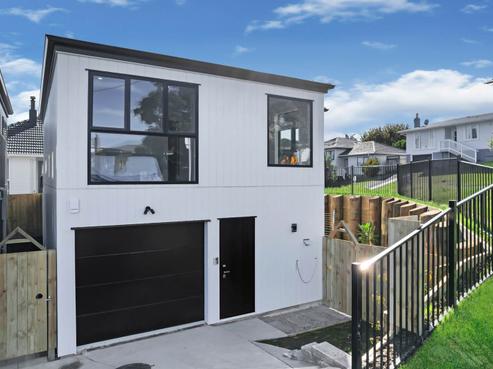 11A Trinidad Road, Sunnynook