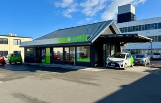 Office or retail on the one-way