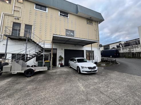 2H Manga Road, Silverdale