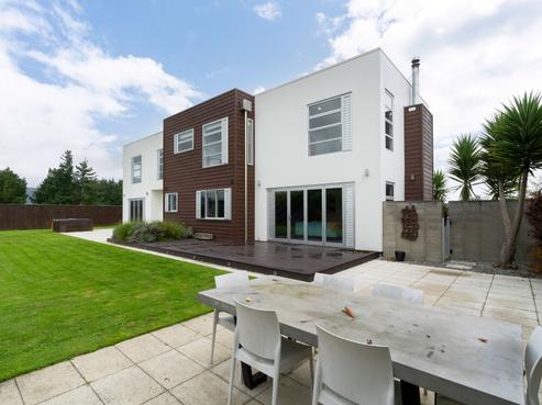 24 Okarito Avenue, Levin