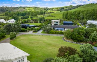 231 Mangatawhiri Road, Omaha