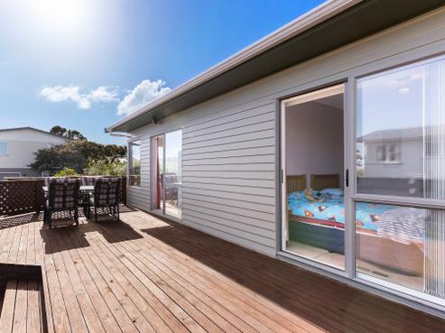 26 Lomita Road, Johnsonville