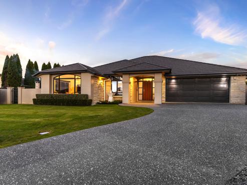 60 Easton Way, Levin