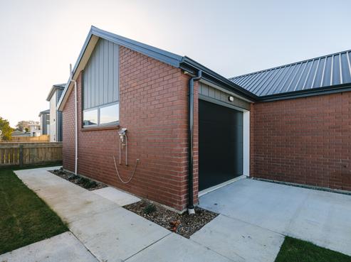 1 Cypress Way, Levin