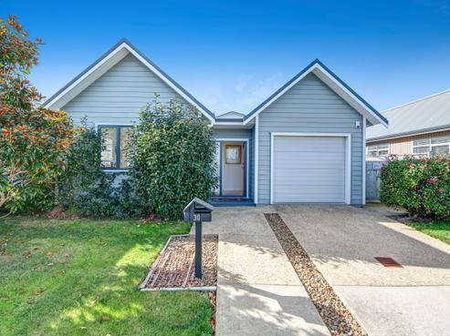 30 Cape Cod Drive, Gulf Harbour