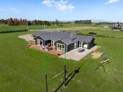 342A No 1 Line, Featherston