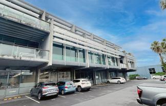 FITTED OUT OFFICE SPACE
