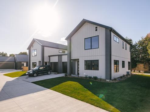 4 Cypress Way, Levin