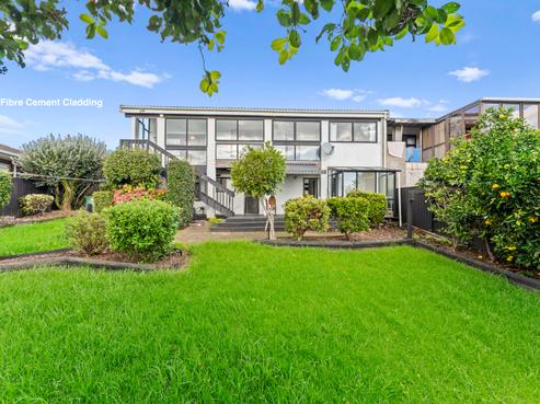 2/2 Monde Place, Clover Park