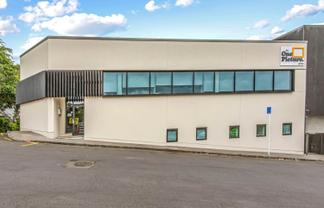 STUNNING ST GEORGES OFFICE
