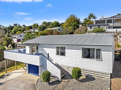 18A Delshaw Avenue, Stanmore Bay