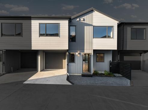 7/43 Clevedon Road, Papakura
