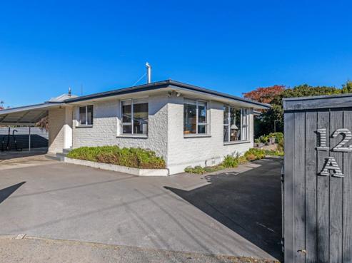 12A Burden Street, Redwoodtown