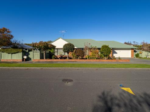 4 Reid Crescent, Allenton