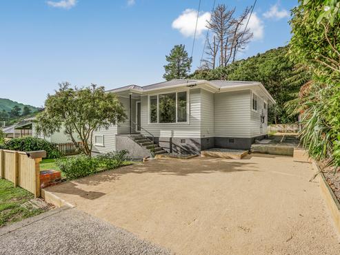 25 Sunny Grove, Wainuiomata
