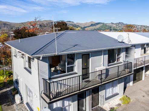 2/94 Huxley Street, Sydenham