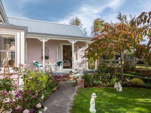 10 Cotter Street, Greytown