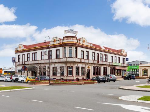 9 Manchester Square, Feilding
