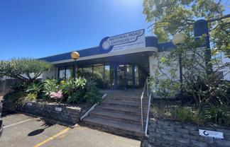 High visibility office space in Penrose!