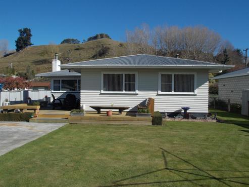 16 Ongo Road, Hunterville